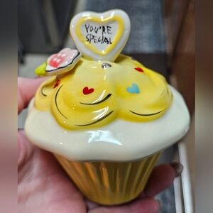 Blue Sky 2009 Heather Goldminc Yellow Ceramic You're Special Collectible Cupcake
